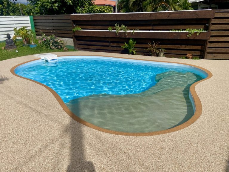 Tapis de pierre pour terrasse et plage de piscine