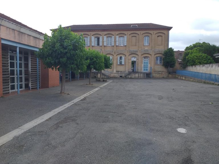 Cour d'école bitume