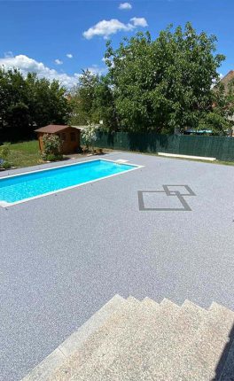 1 piscine