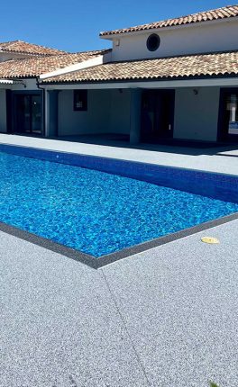2 plage de piscine