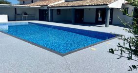 2 plage de piscine