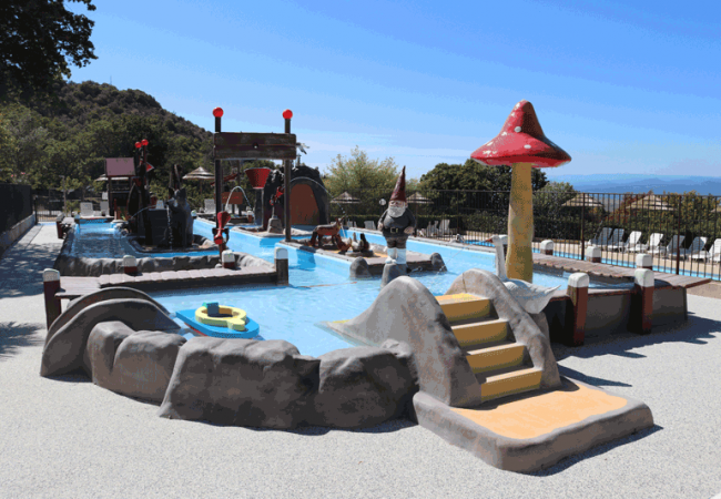 Piscine et parc aquatique