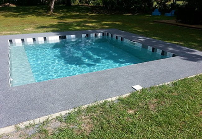 plage-de-piscine-en-resineo-plage-dans-les-landes